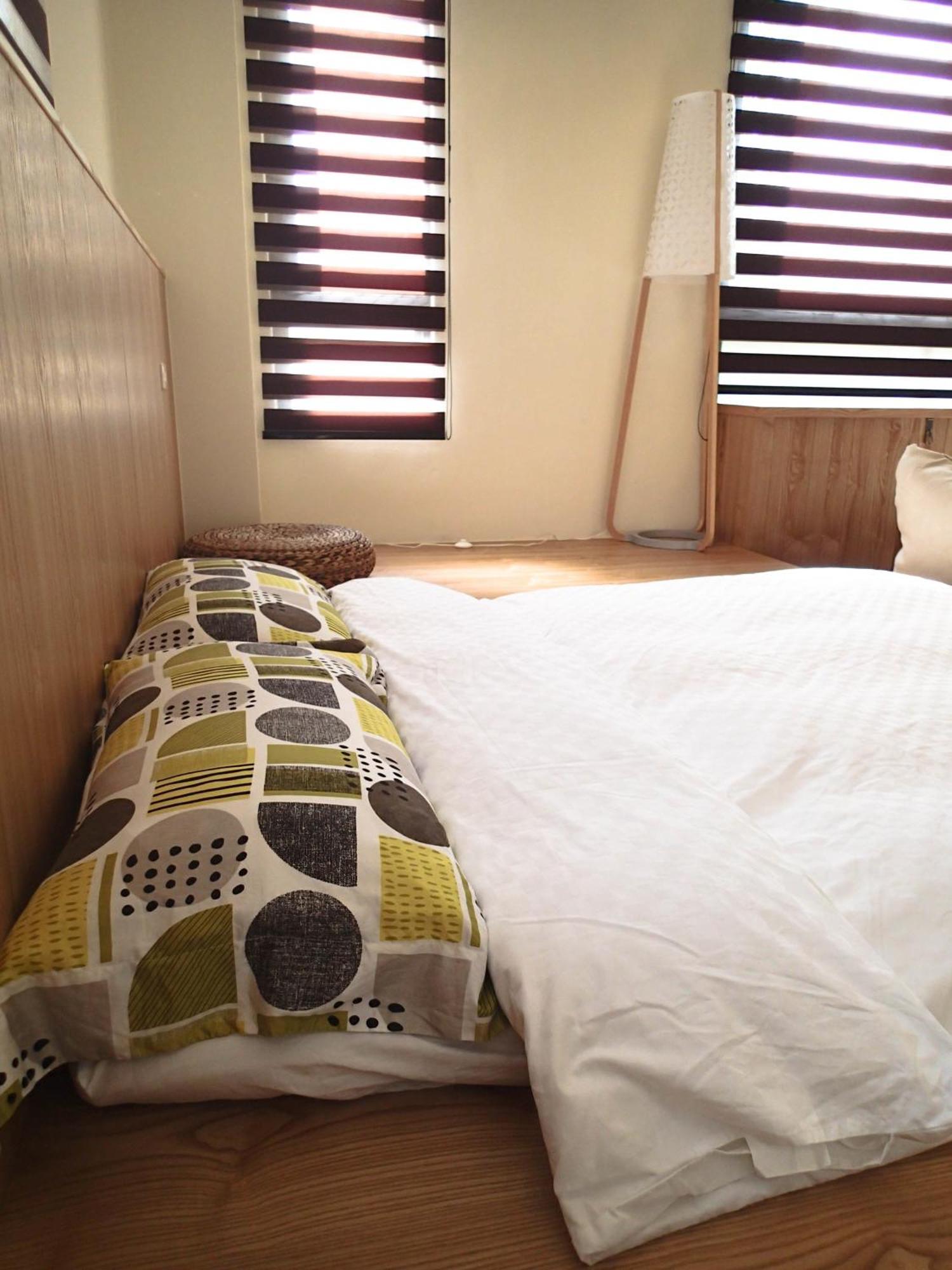 Meow G Cafe Hostel Hualien Szoba fotó
